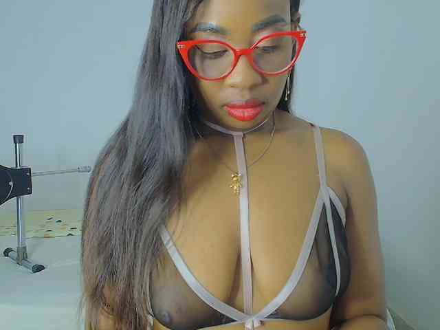 CaseyMoons webcam