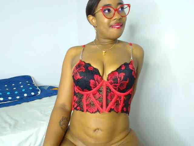 CaseyMoons webcam