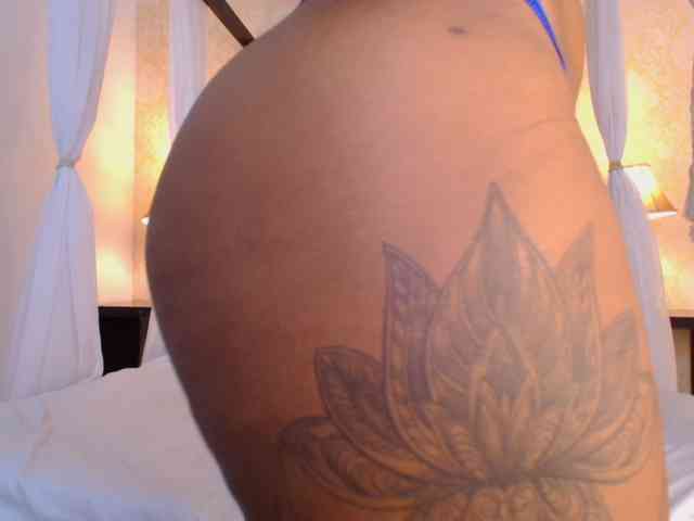 CaseyMoons webcam