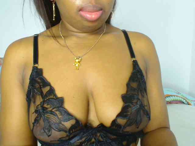 CaseyMoons webcam