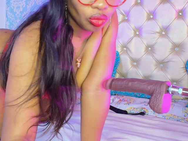 CaseyMoons webcam