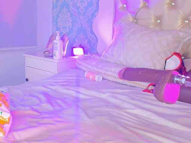 CaseyMoons webcam