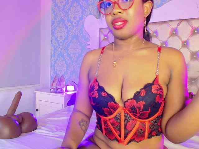 CaseyMoons webcam