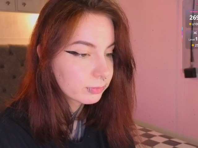 Vivi-Squirrel live cam on BongaCams