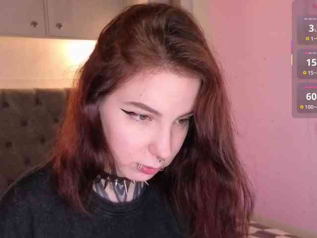 nude live cam Vivi-Squirrel
