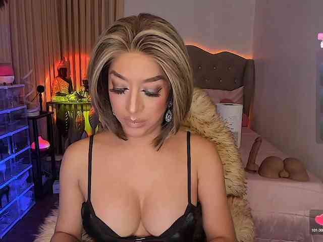 DreamGoddess Sex Cam Show
