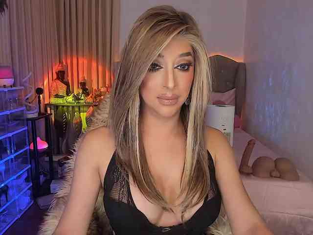 DreamGoddess Sex Cam Show