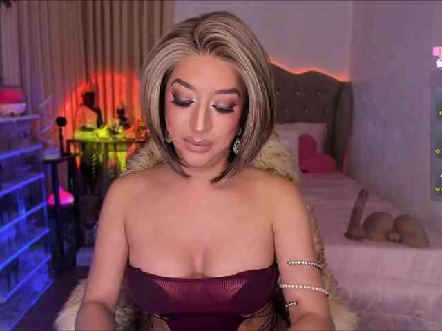 Mistressdom_contessa's cam show statistics and live stream