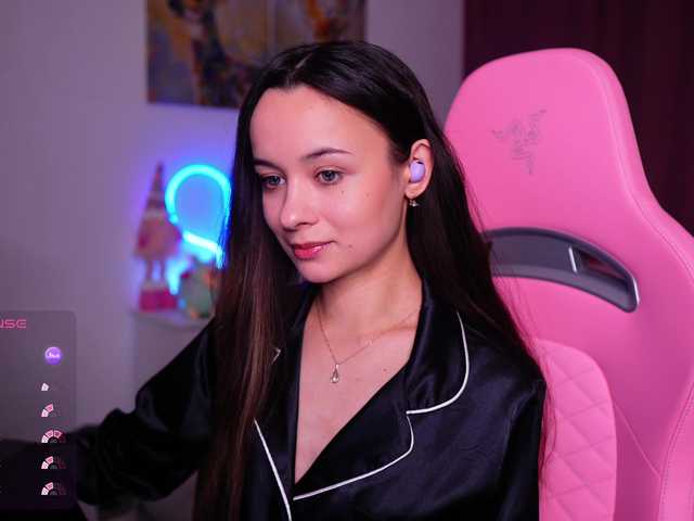 JuicyAngel's BongaCams show and profile