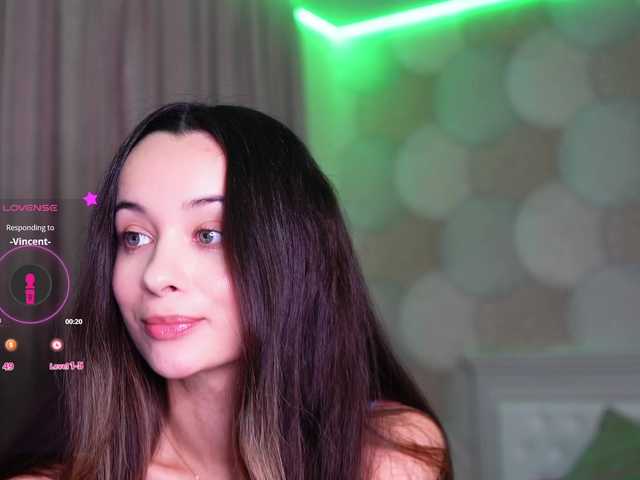 JuicyAngel live cam preview