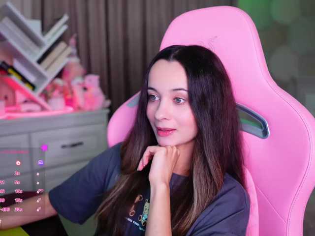 JuicyAngel live cam on BongaCams