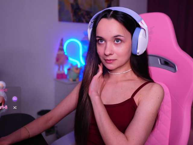 JuicyAngel's BongaCams show and profile