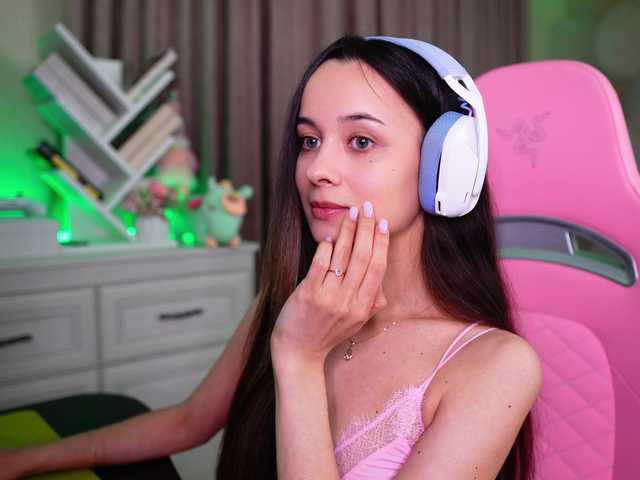 JuicyAngel live cam on BongaCams