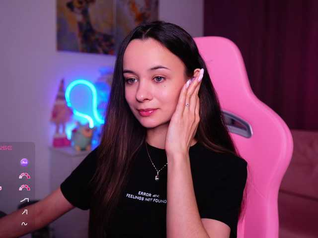 JuicyAngel's BongaCams show and profile