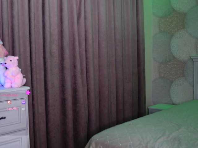 JuicyAngel live cam preview