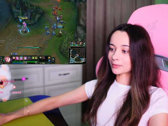 JuicyAngel, en directo ahora en BongaCams