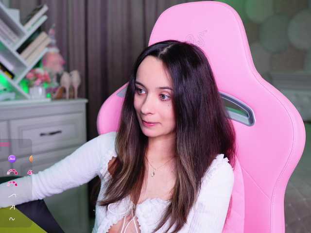 JuicyAngel live cam on BongaCams