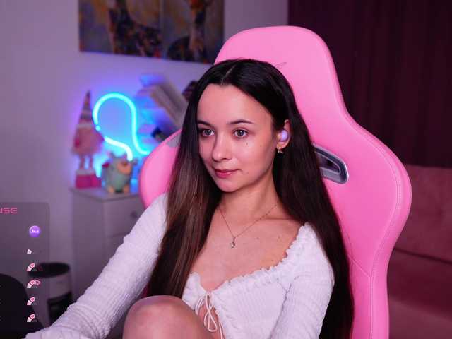 JuicyAngel's BongaCams show and profile