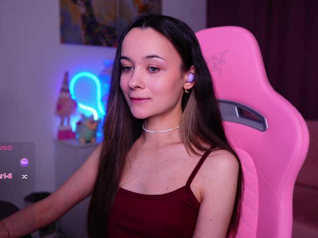 JuicyAngel's BongaCams show and profile