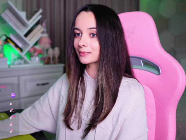 JuicyAngel live cam on BongaCams