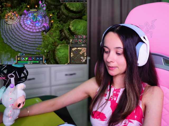 JuicyAngel live cam on BongaCams