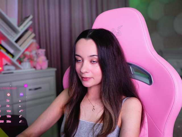 JuicyAngel live cam preview