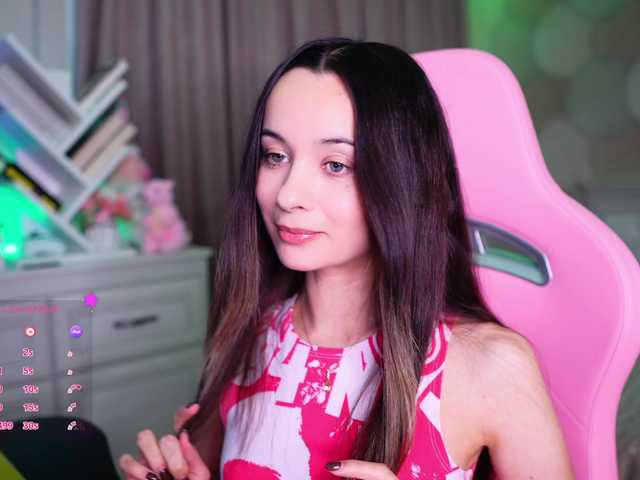 JuicyAngel live cam preview