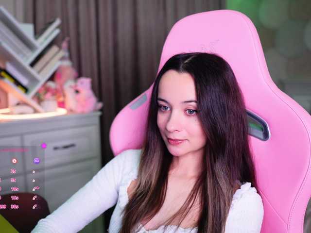 JuicyAngel live cam on BongaCams