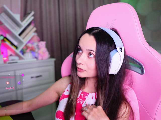 JuicyAngel live cam preview