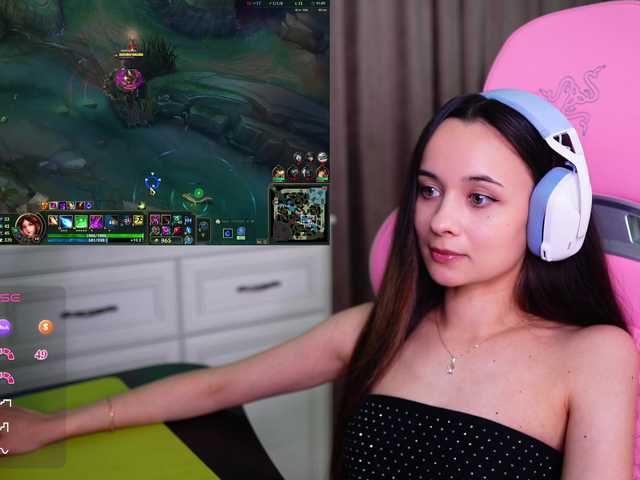 JuicyAngel live cam on BongaCams
