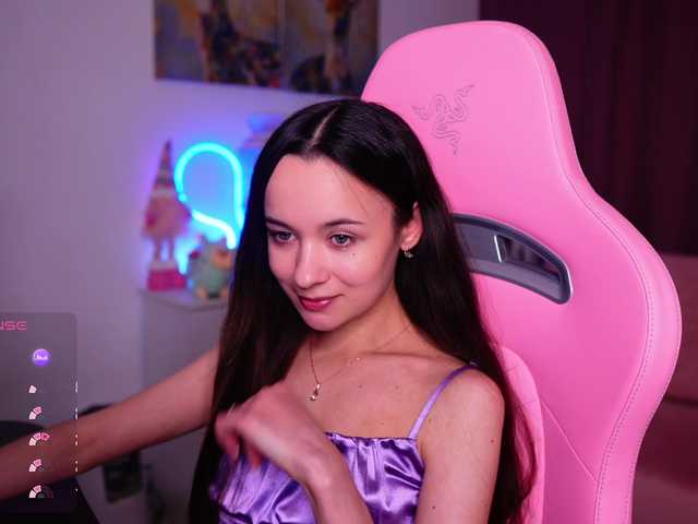 JuicyAngel's BongaCams show and profile