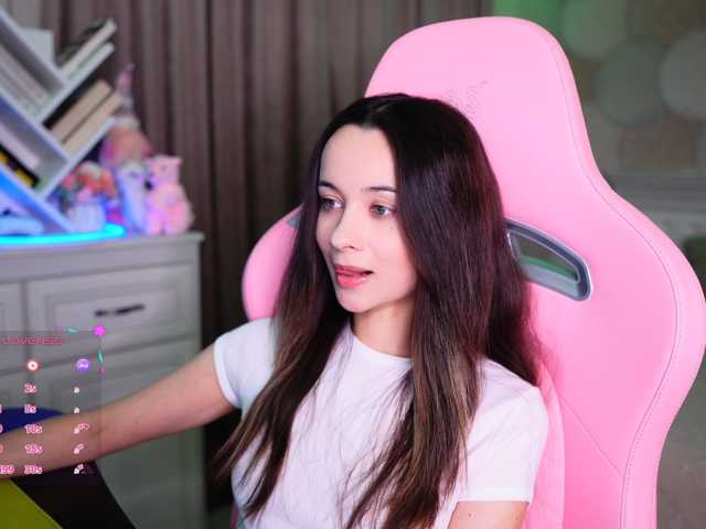JuicyAngel, en directo ahora en BongaCams