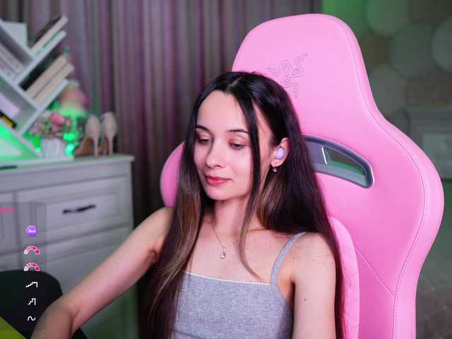 juicyangel cam belle