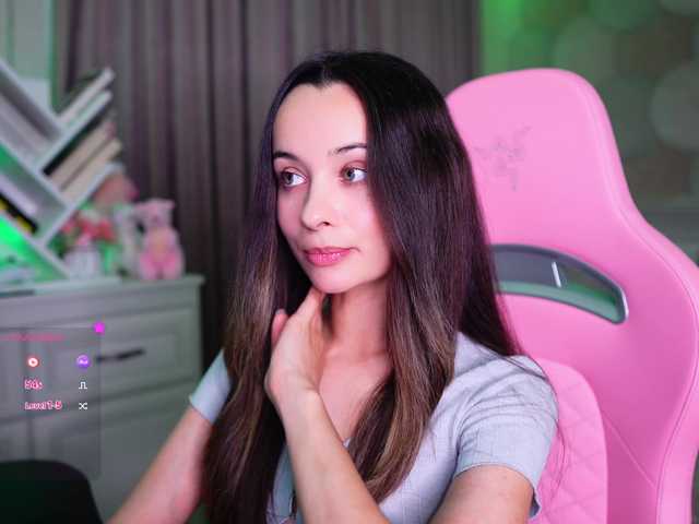 JuicyAngel live cam on BongaCams