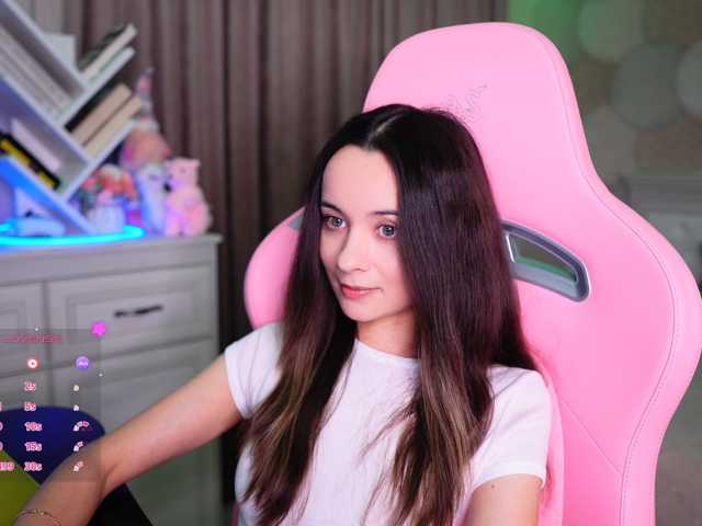 JuicyAngel, live now on BongaCams