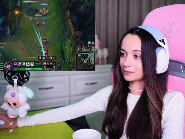 JuicyAngel live cam on BongaCams