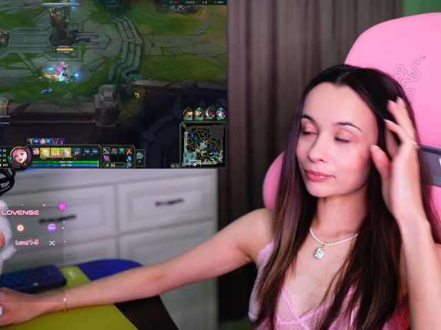 JuicyAngel live cam on BongaCams