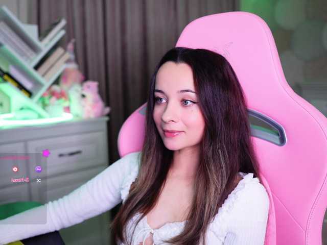 JuicyAngel live cam on BongaCams