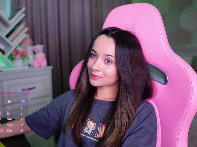 JuicyAngel live cam on BongaCams