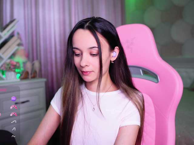 JuicyAngel live cam on BongaCams
