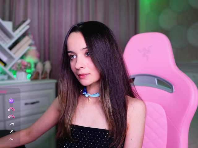 JuicyAngel live cam on BongaCams