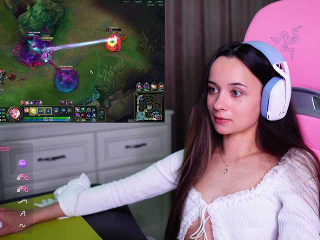 JuicyAngel live cam on BongaCams