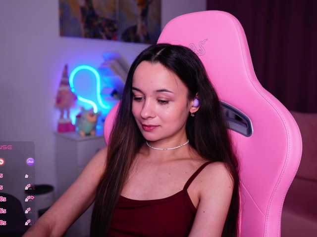 JuicyAngel's BongaCams show and profile