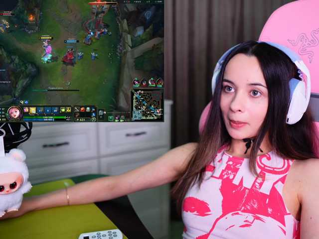 JuicyAngel live cam on BongaCams