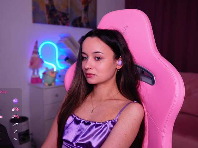 JuicyAngel's BongaCams show and profile