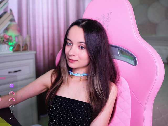JuicyAngel live cam on BongaCams