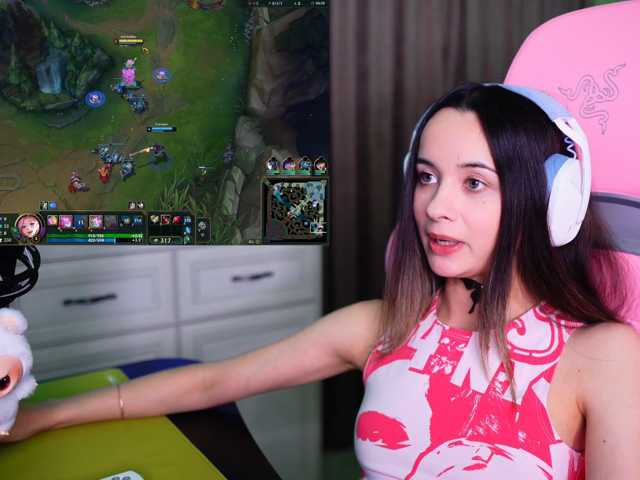 JuicyAngel live cam preview