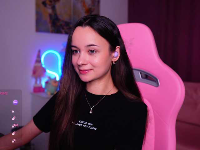 JuicyAngel's BongaCams show and profile