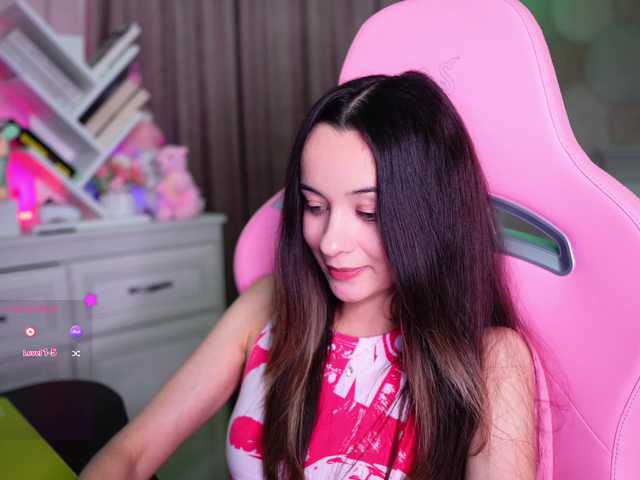 JuicyAngel live cam preview