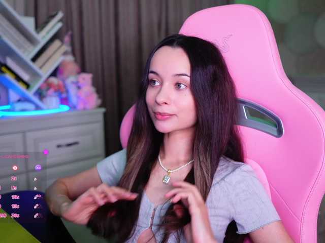JuicyAngel live cam on BongaCams